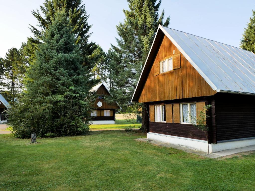 Bungalovy Roznov Villa Roznov pod Radhostem Exterior photo